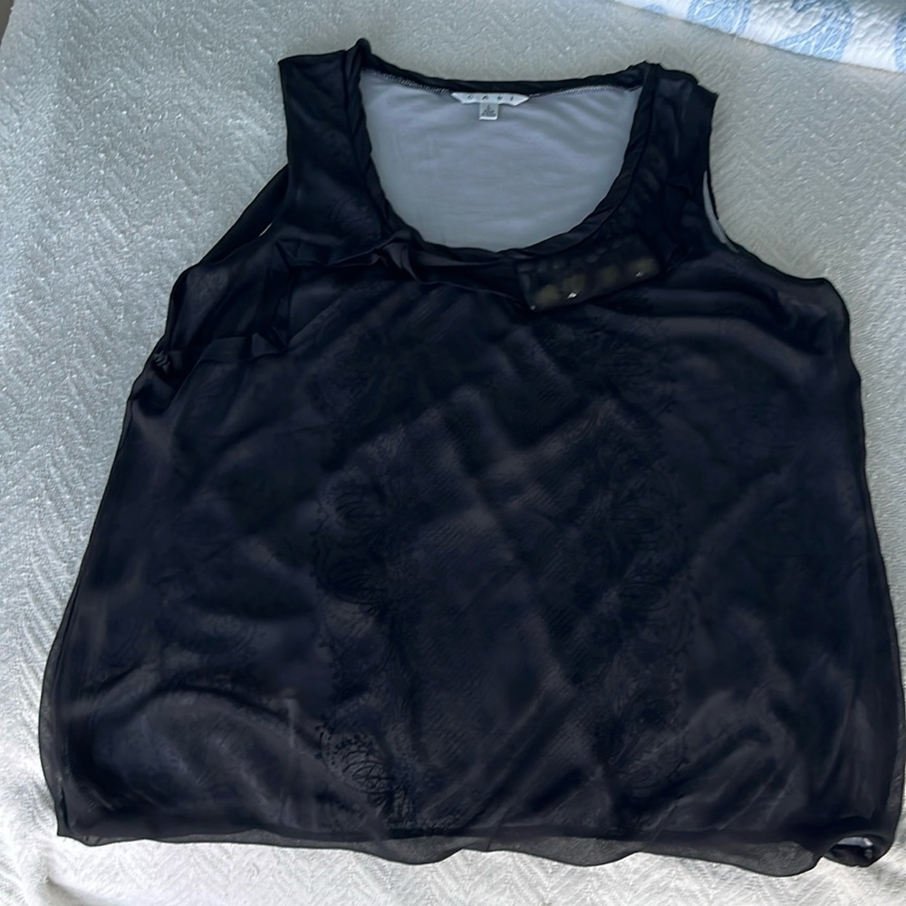 Cabi top